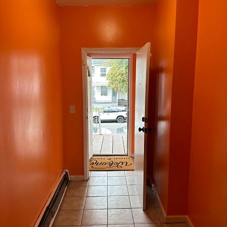 Fidelia Halos Room Queen Bed, Minutes From Newark Liberty International Airport And Newark Penn Station Luaran gambar
