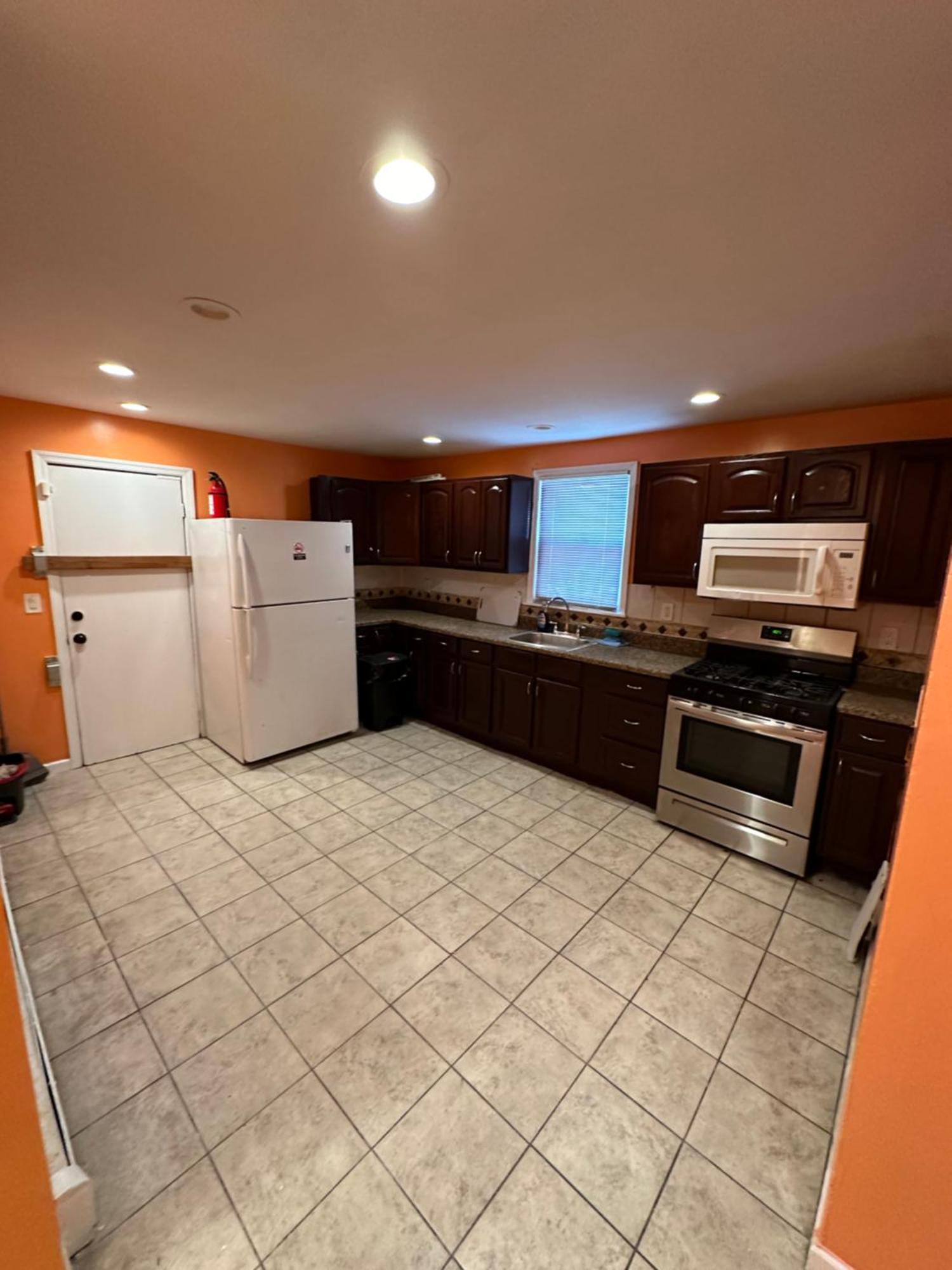 Fidelia Halos Room Queen Bed, Minutes From Newark Liberty International Airport And Newark Penn Station Luaran gambar